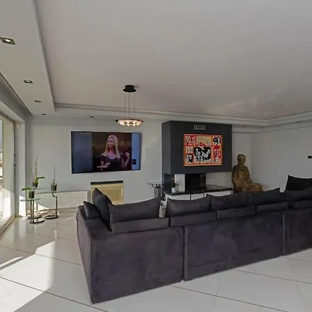Iconic Riviera Penthouse